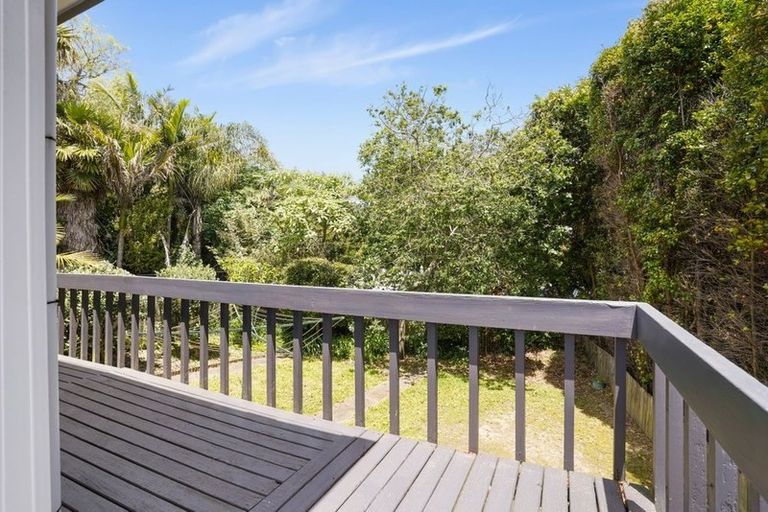 Photo of property in 2/38 Stanley Road, Glenfield, Auckland, 0629