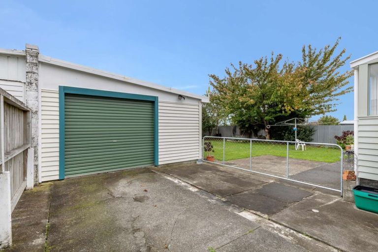 Photo of property in 27 Ferguson Street, Levin, 5510