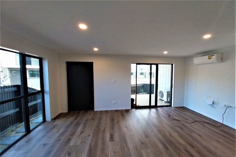 Photo of property in 19 Whai Hua Lane, Mangere Bridge, Auckland, 2022