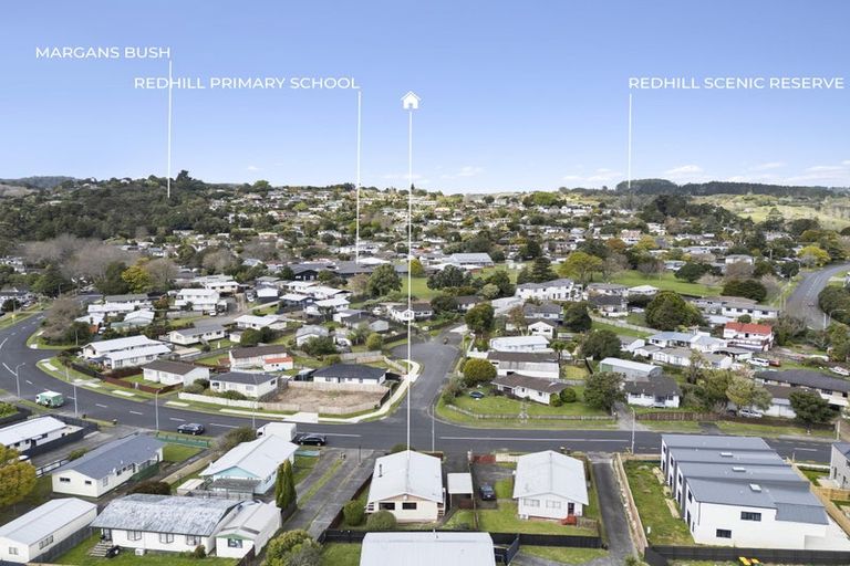 Photo of property in 1/81 Redcrest Avenue, Red Hill, Papakura, 2110