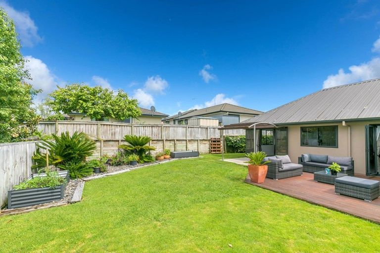 Photo of property in 71 Ayrshire Drive, Grandview Heights, Hamilton, 3200