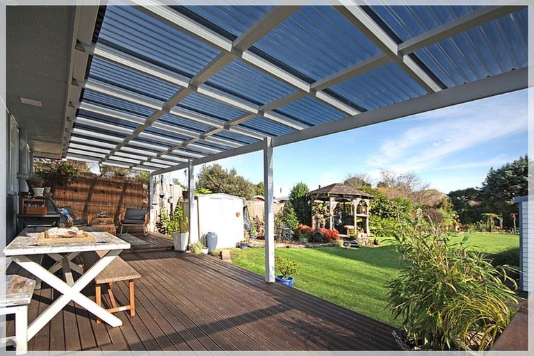 Photo of property in 30 The Avenue, Levin, 5510