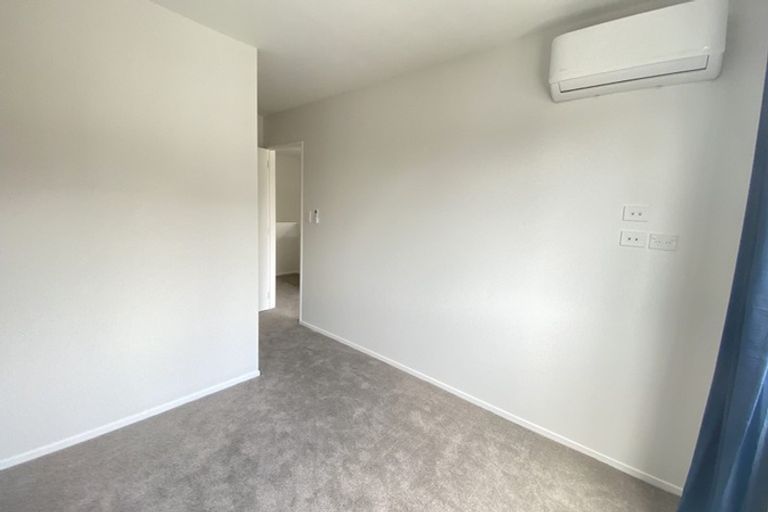 Photo of property in 6 Desalt Drive, Hobsonville, Auckland, 0616