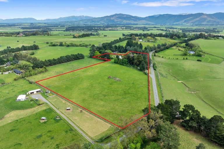 Photo of property in 211 Summerhill Road, Cust, Rangiora, 7471
