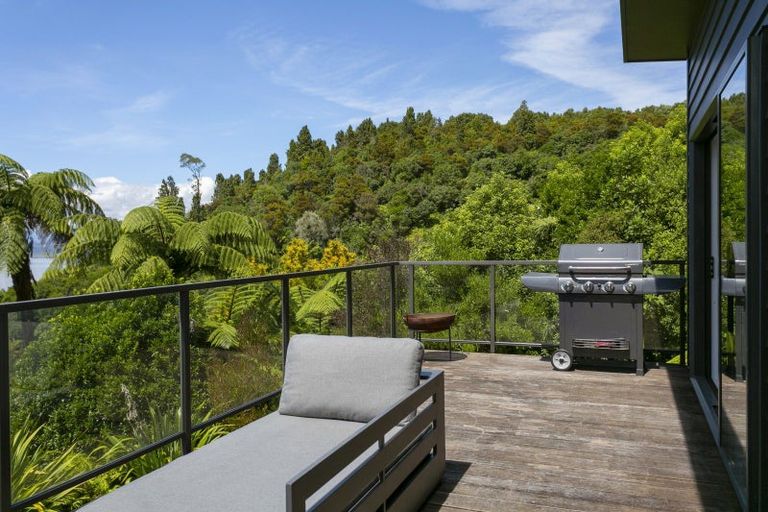 Photo of property in 5 Puratoke Rise, Pukawa Bay, Turangi, 3381