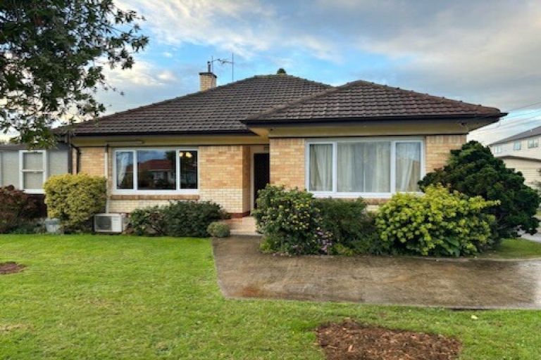 Photo of property in 2 Johnson Street, Dinsdale, Hamilton, 3204