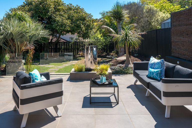 Photo of property in 12 Mark Edward Drive, Half Moon Bay, Auckland, 2012