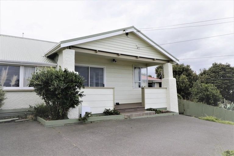 Photo of property in 14 Matai Street, Castlecliff, Whanganui, 4501