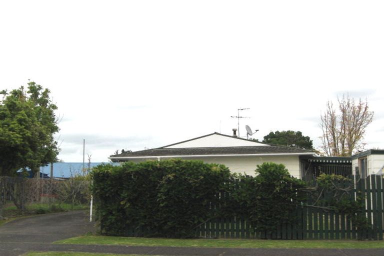 Photo of property in 1/22 Waimana Road, Conifer Grove, Takanini, 2112