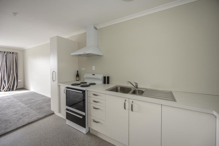 Photo of property in 33c Wharfe Street, South Hill, Oamaru, 9400