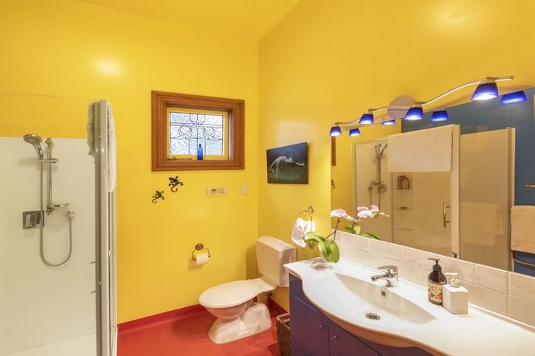 Photo of property in 89 Eden Street, Island Bay, Wellington, 6023