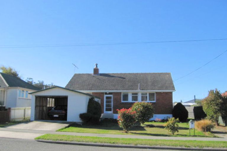 Photo of property in 28 Harlech Street, Oamaru North, Oamaru, 9400