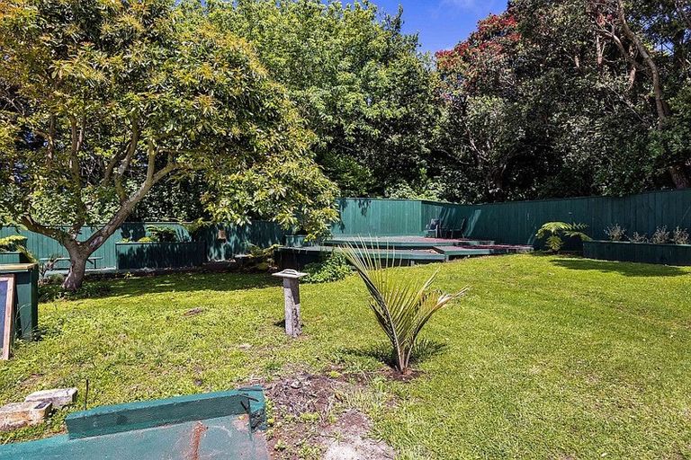 Photo of property in 10 Lincoln Street, Patea, 4520
