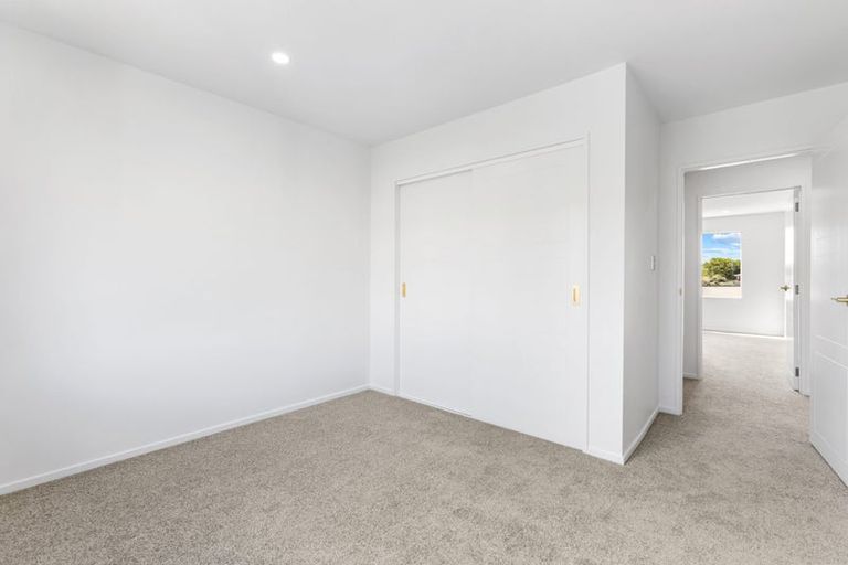 Photo of property in 2a Feasegate Street, Manurewa, Auckland, 2102
