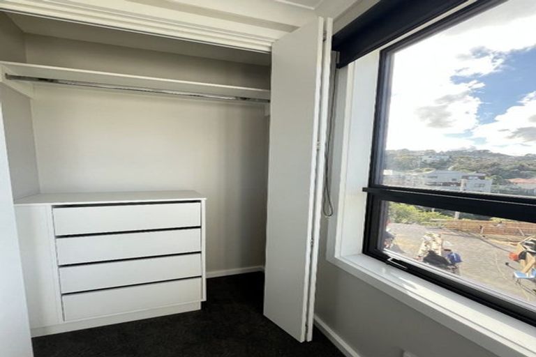 Photo of property in 123 Normandale Road, Normandale, Lower Hutt, 5010