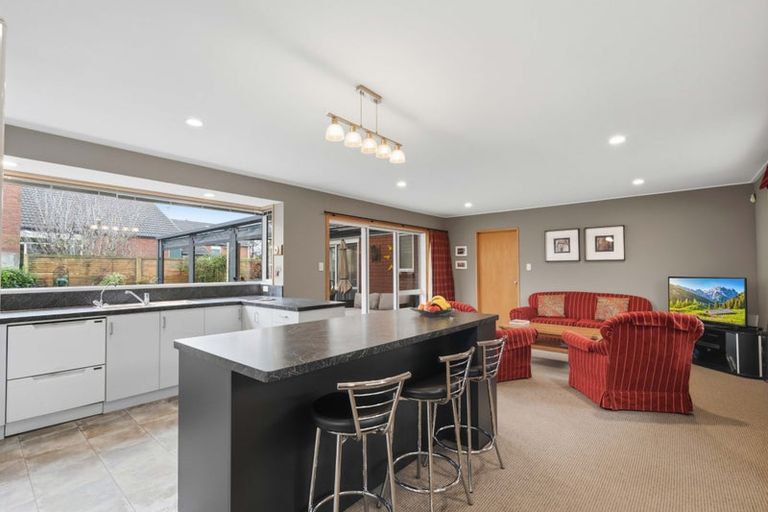 Photo of property in 724 Queens Drive, Waikiwi, Invercargill, 9810