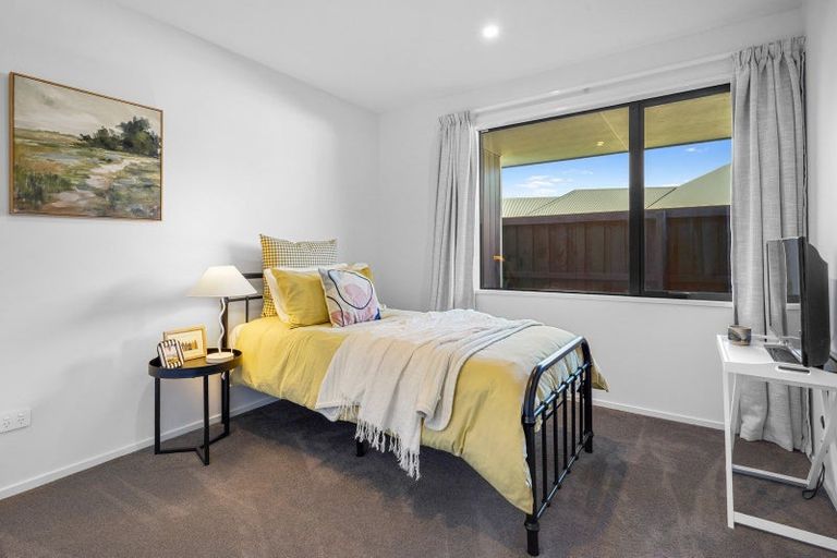 Photo of property in 8 Hotere Street, Rangiora, 7400