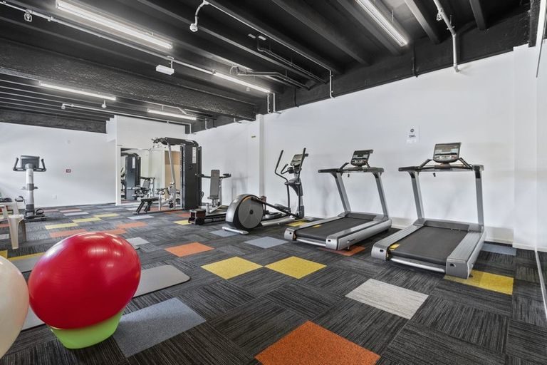 Photo of property in 17a/30 Westward Ho, Glen Eden, Auckland, 0602