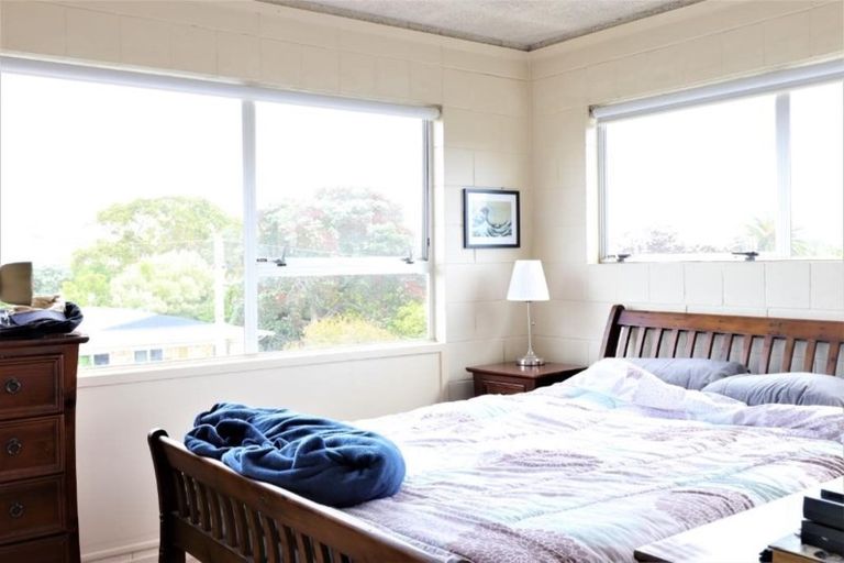 Photo of property in 4/103 Vauxhall Road, Narrow Neck, Auckland, 0624