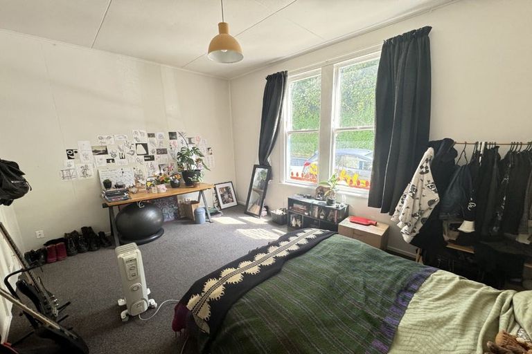 Photo of property in 19 Holloway Road, Aro Valley, Wellington, 6021