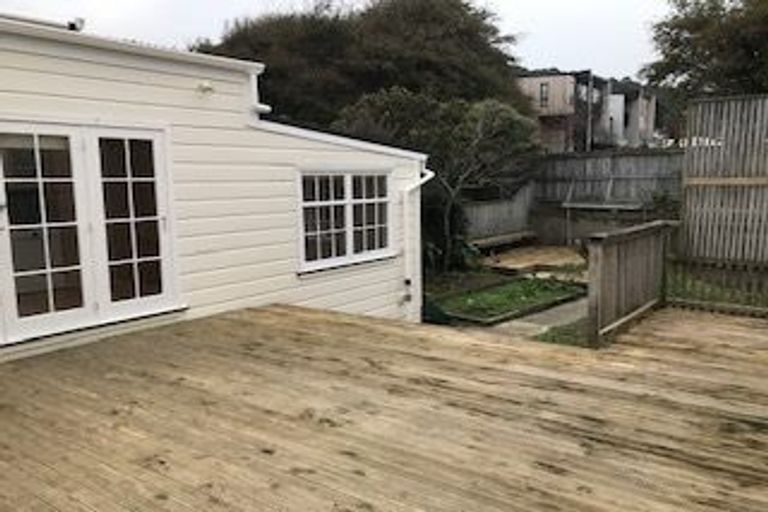 Photo of property in 8 Harper Street, Newtown, Wellington, 6021