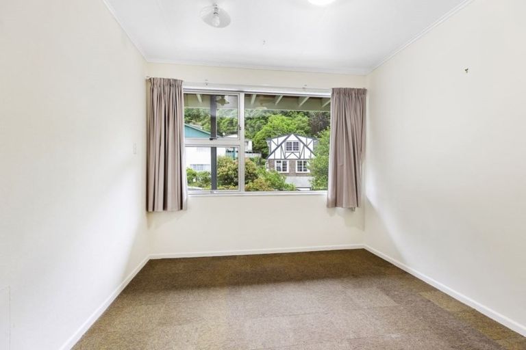 Photo of property in 13 Fyvie Avenue, Tawa, Wellington, 5028