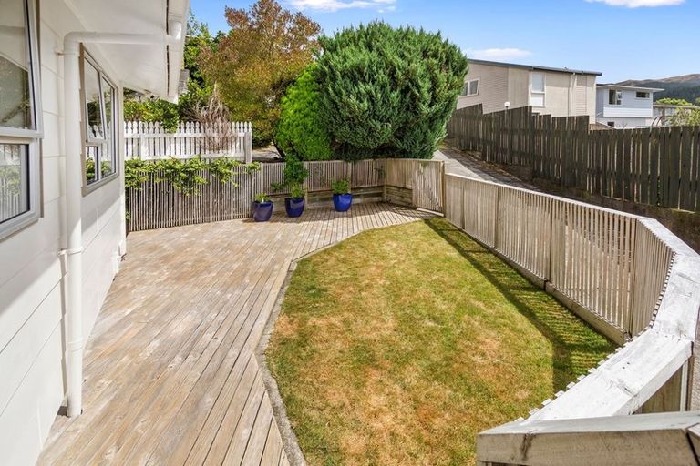 Photo of property in 58a Oriel Avenue, Tawa, Wellington, 5028