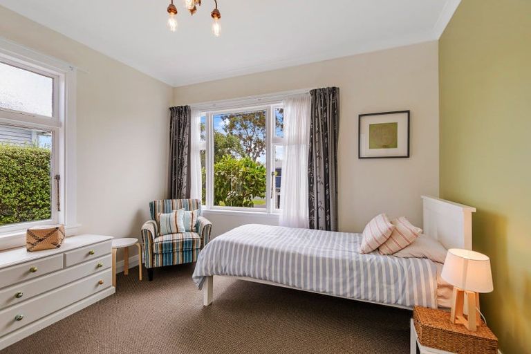 Photo of property in 80 Martin Avenue, Beckenham, Christchurch, 8023