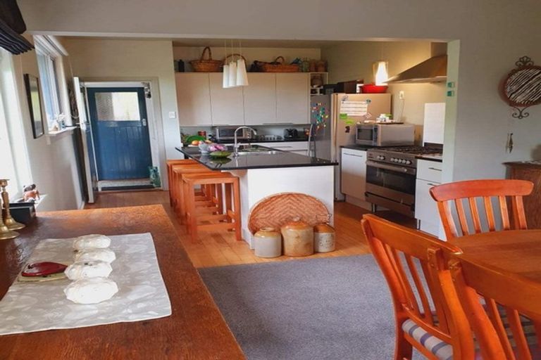 Photo of property in 17 Solway Street, Holmes Hill, Oamaru, 9401