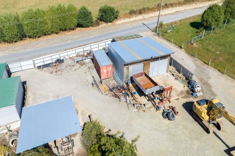 Photo of property in 127 Burnetts Hill Road, Waikoikoi, Gore, 9771