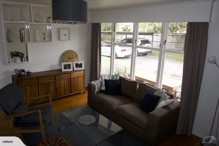 Photo of property in 1/16 Ayrton Street, Te Atatu South, Auckland, 0610