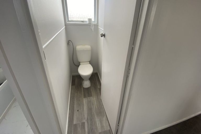 Photo of property in 8 Garth Place, Manurewa, Auckland, 2102