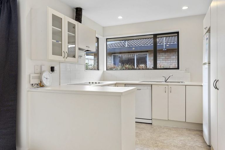 Photo of property in 3a Curletts Road, Sockburn, Christchurch, 8042