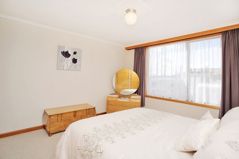 Photo of property in 20 Onslow Street, Bluff, 9814