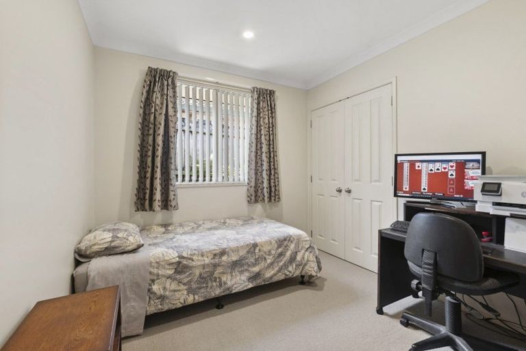 Photo of property in 58 Rathmar Drive, Manurewa, Auckland, 2105