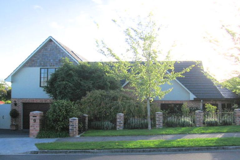 Photo of property in 9 Kahala Place, West Harbour, Auckland, 0618