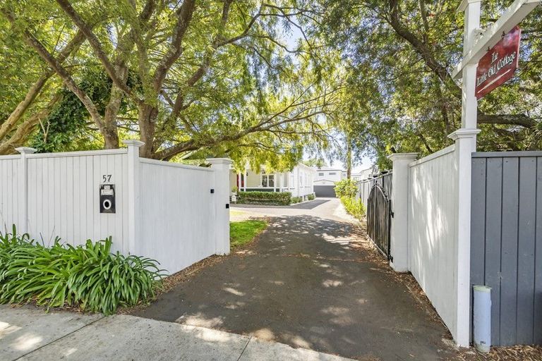 Photo of property in 57 Beach Road, Pahurehure, Papakura, 2113