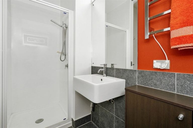 Photo of property in 38 Courtenay Street, St Albans, Christchurch, 8014