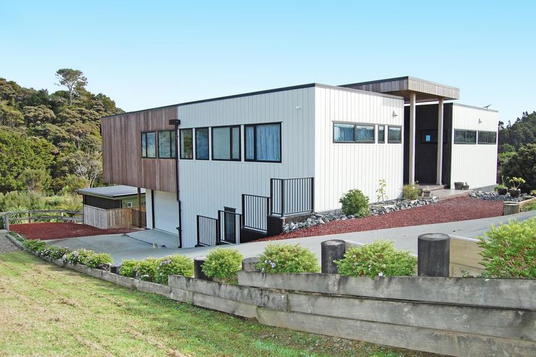 Photo of property in 397 Cames Road, Kaiwaka, Wellsford, 0975