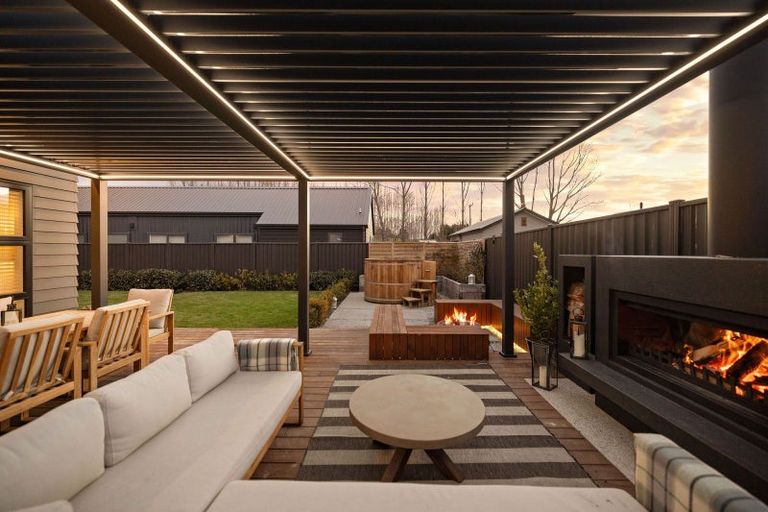 Photo of property in 3 Brodie Avenue, Arrowtown, 9302