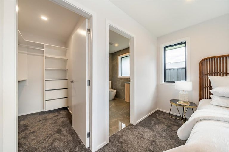 Photo of property in 29 Castletown Street, Wallaceville, Upper Hutt, 5018