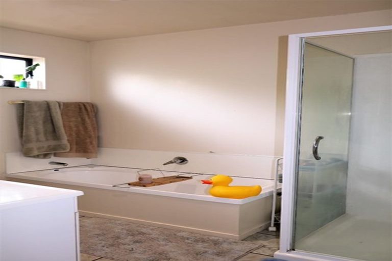 Photo of property in 6 Pokaka Street, Birchville, Upper Hutt, 5018