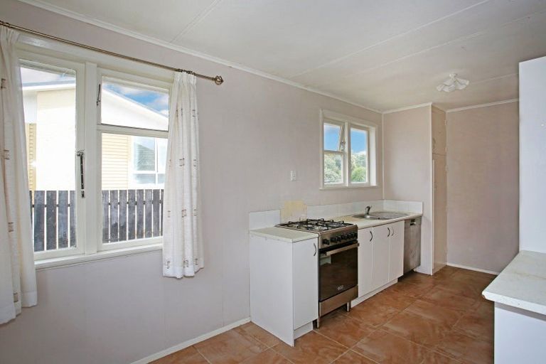 Photo of property in 4 Edinburgh Street, Tuakau, 2121