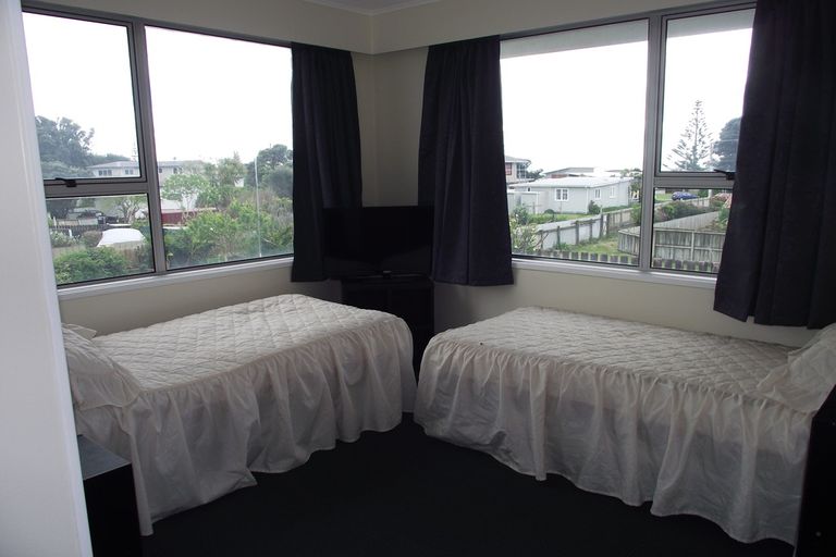 Photo of property in 15 Snell Crescent, Waihi Beach, 3611