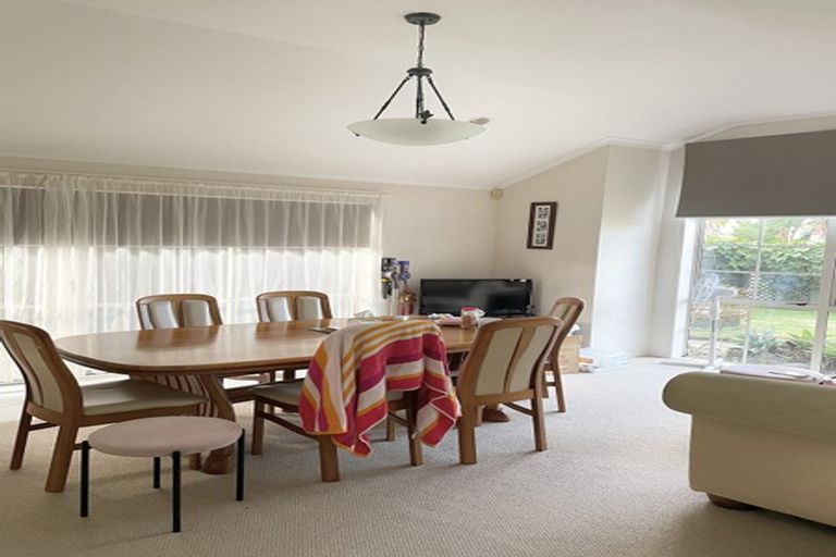 Photo of property in 28 Cantora Avenue, Northpark, Auckland, 2013