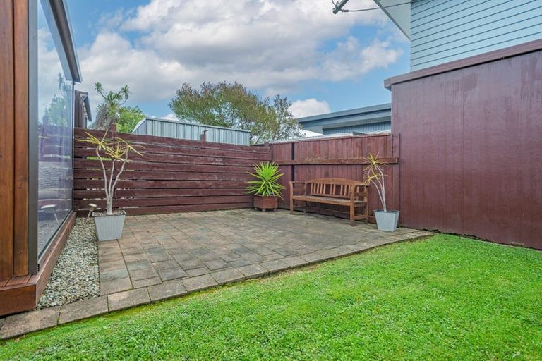 Photo of property in 2 Moyne Avenue, Milson, Palmerston North, 4414
