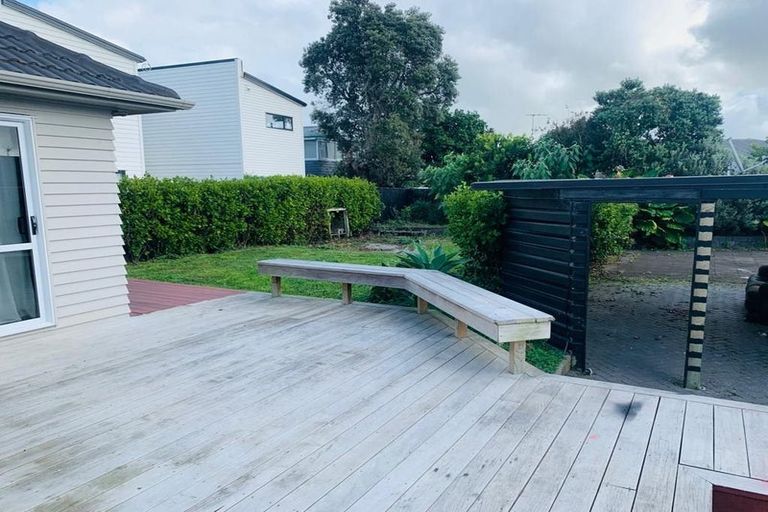 Photo of property in 12 Lincoln Road, Manurewa East, Auckland, 2102