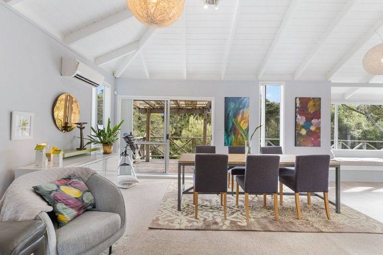 Photo of property in 1/39 Saffron Street, Birkdale, Auckland, 0626