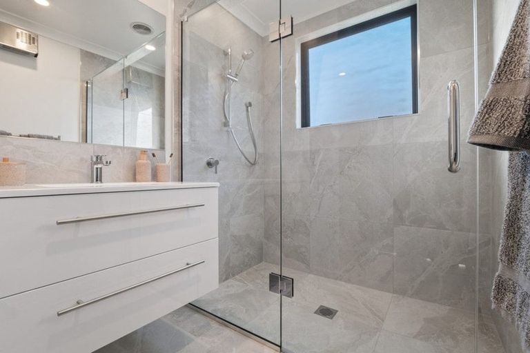 Photo of property in 8c Main Road North, Woodend, 7610