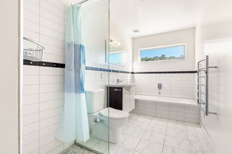 Photo of property in 32a View Road, Houghton Bay, Wellington, 6023